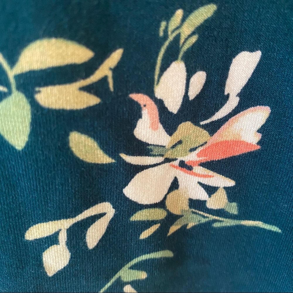 NWT TORRID Teal Floral Super Soft Crew Tank - Picture 8 of 10